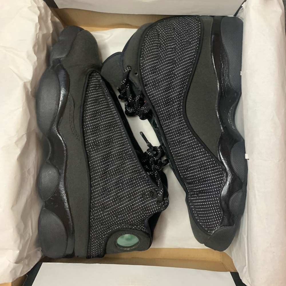 Black Cat 13s
